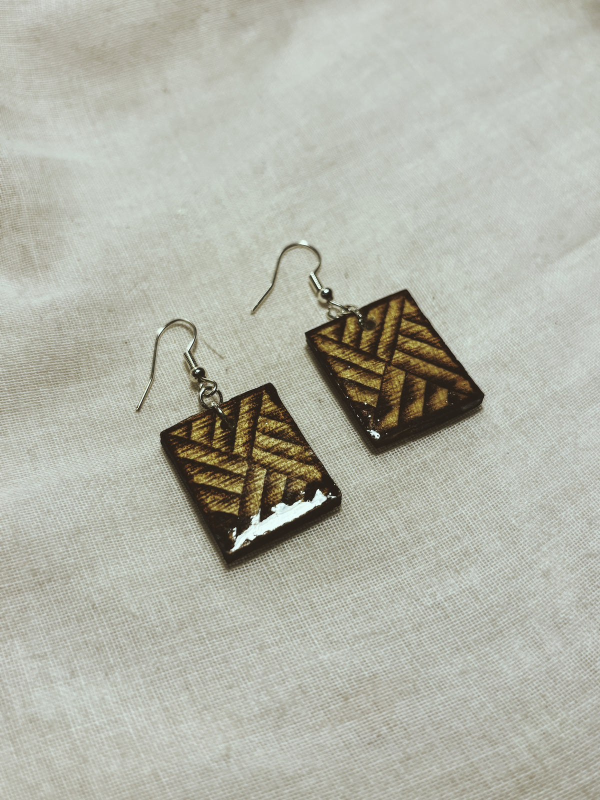 MELE'S COLLECTION: #105