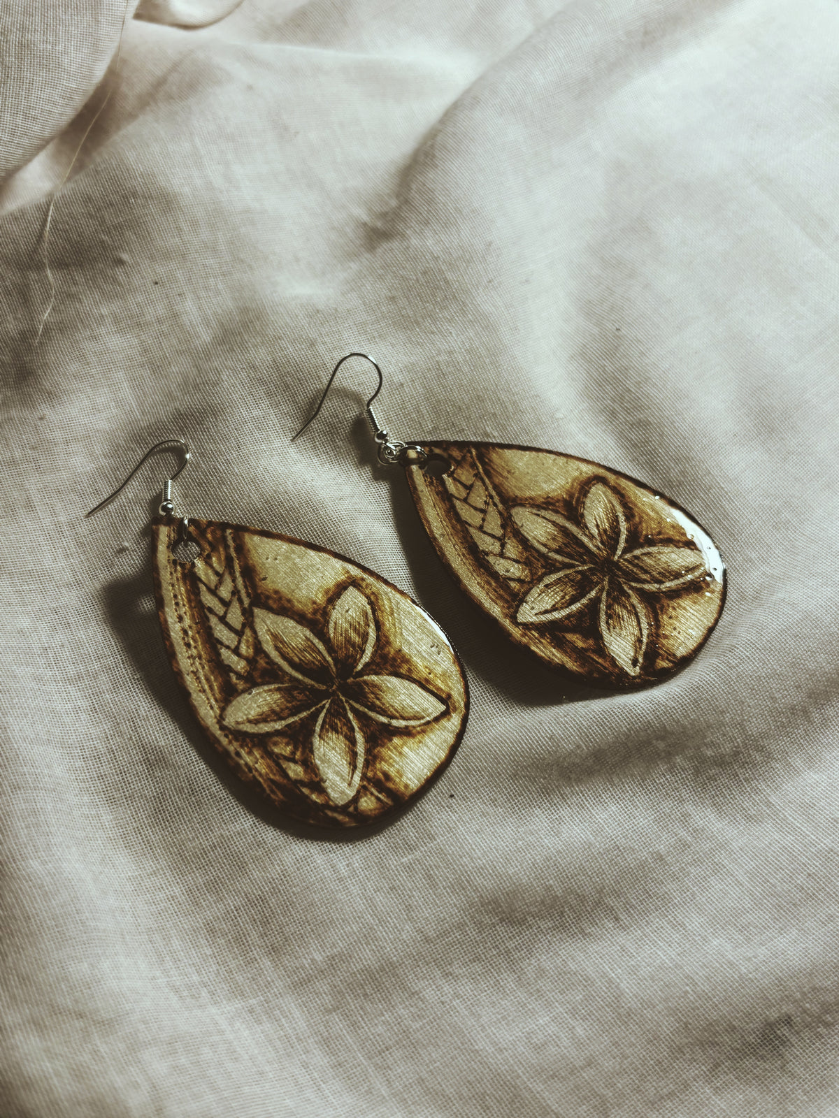 MELE'S COLLECTION: #122