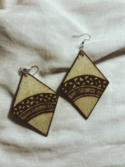 MELE'S COLLECTION: #116