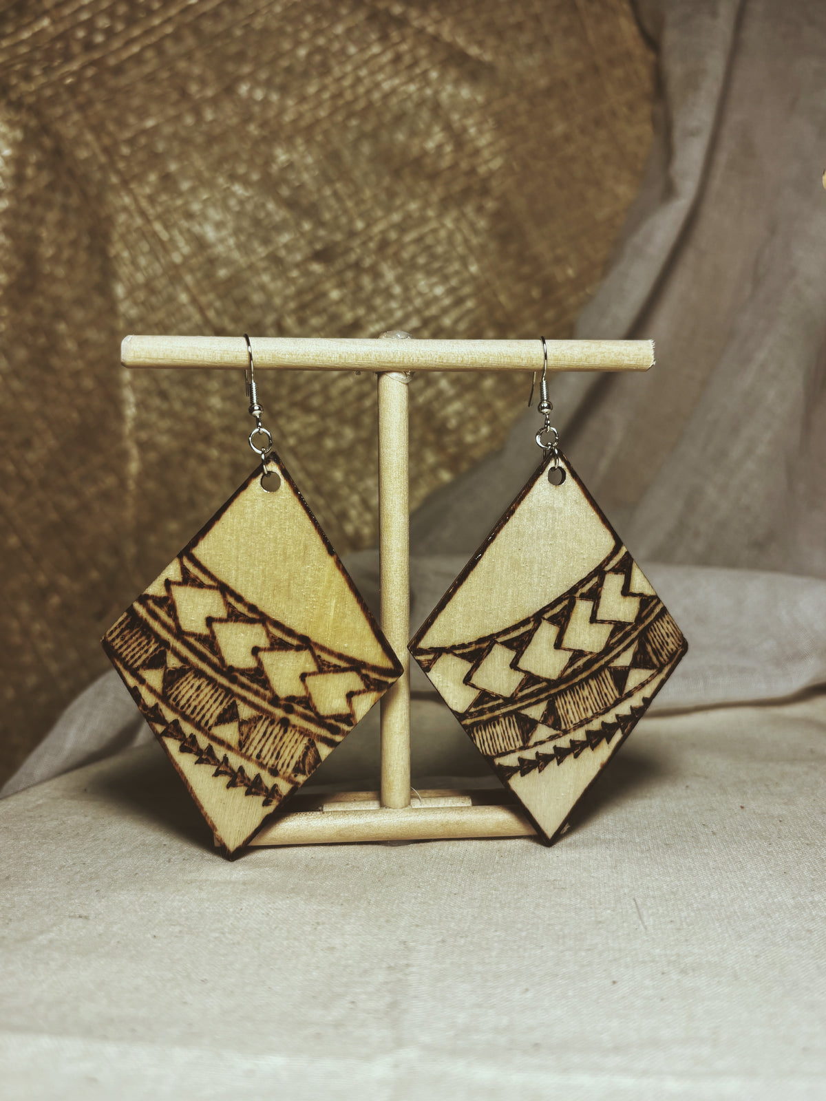 MELE'S COLLECTION: #115