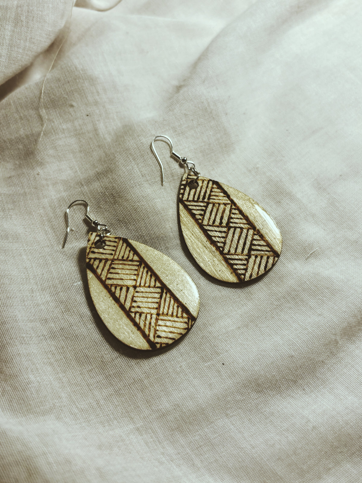 MELE'S COLLECTION: #121