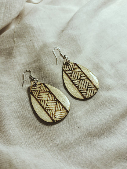 MELE'S COLLECTION: #121