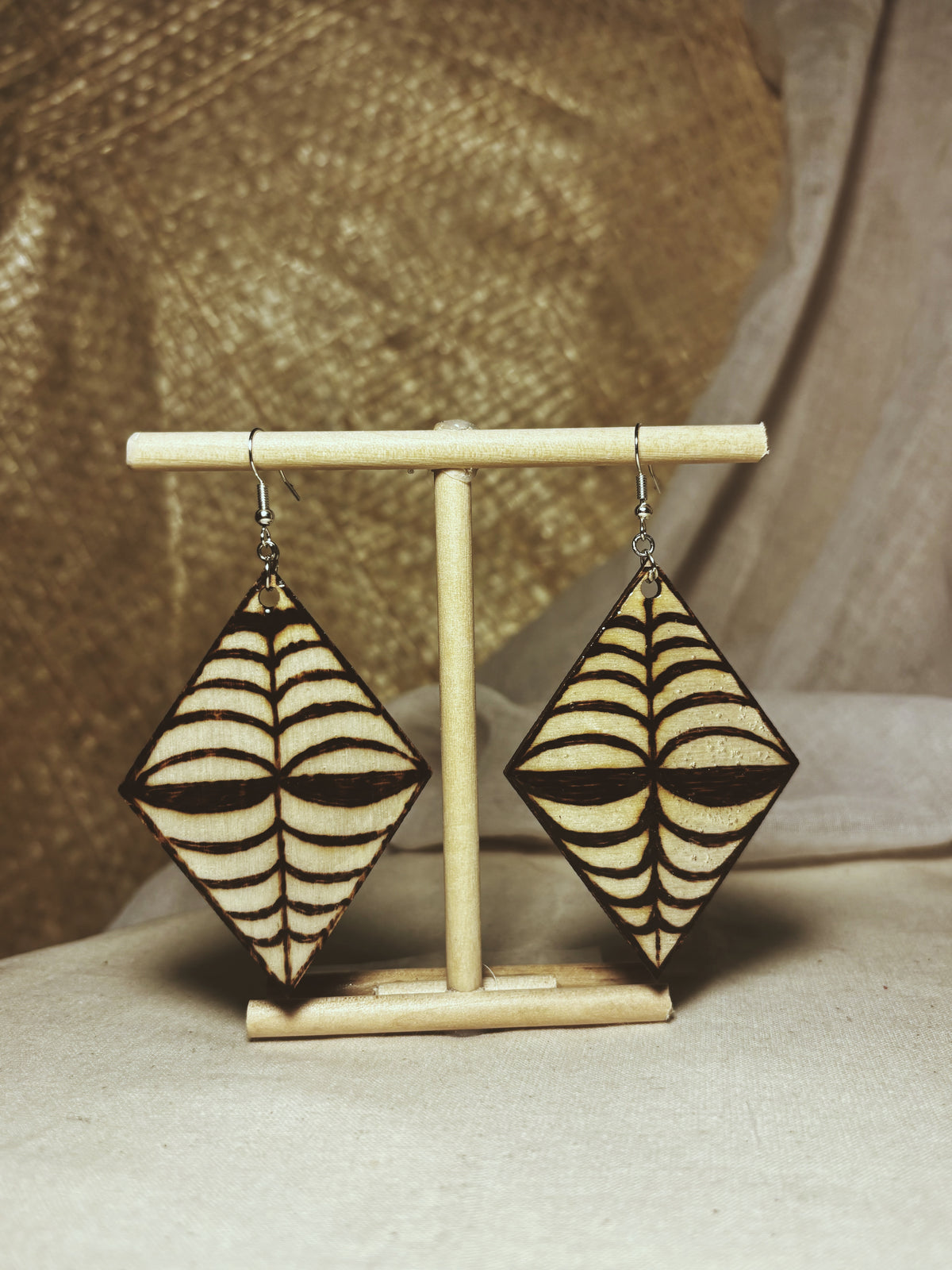 MELE'S COLLECTION: #114