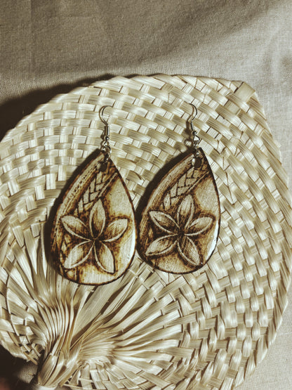 MELE'S COLLECTION: #122