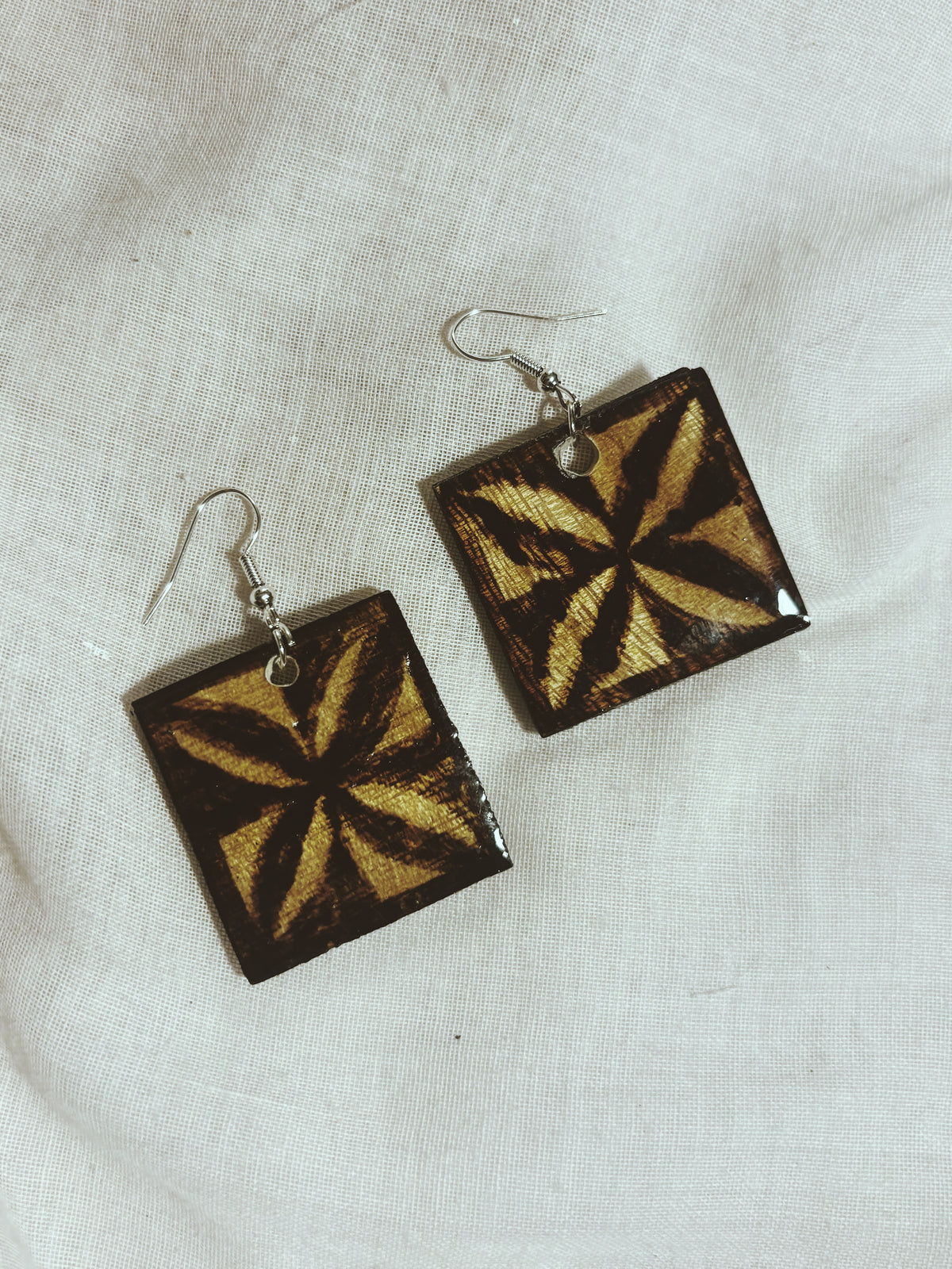 MELE'S COLLECTION: #101