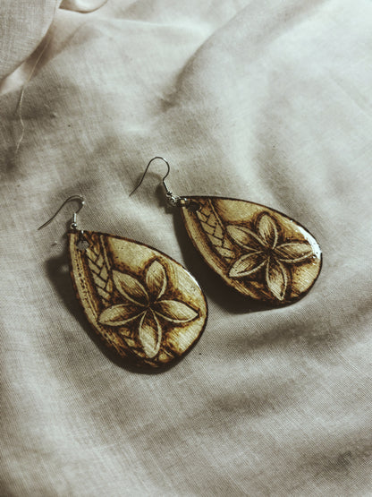 MELE'S COLLECTION: #122