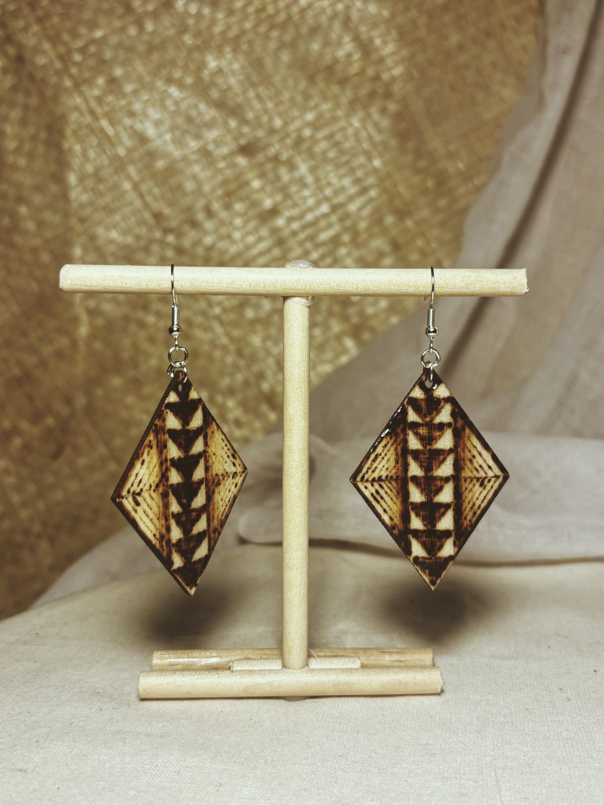 MELE'S COLLECTION: #111